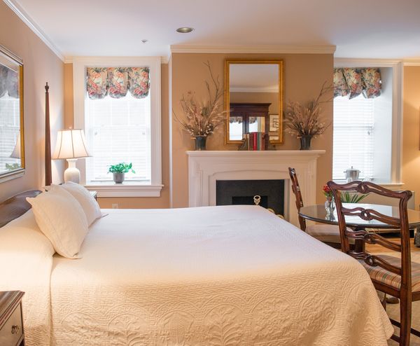 John Rutledge House Inn interior