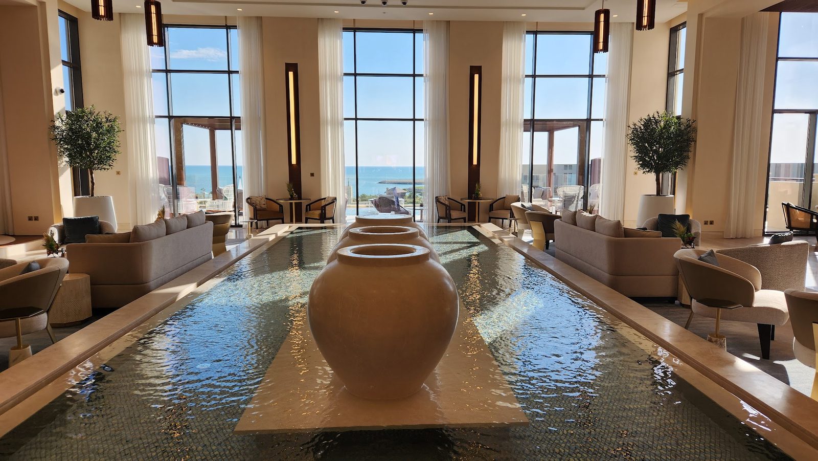 Jumeirah Gulf Of Bahrain interior