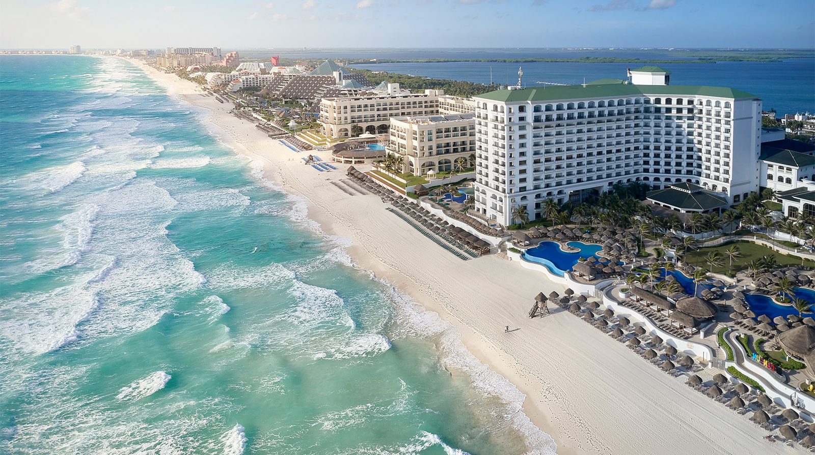 JW Marriott Cancun Resort & Spa exterior view