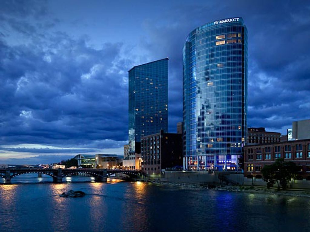 JW Marriott Hotel Grand Rapids exterior view