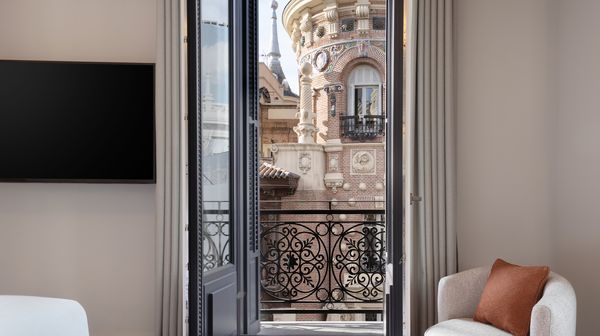 JW Marriott Hotel Madrid interior