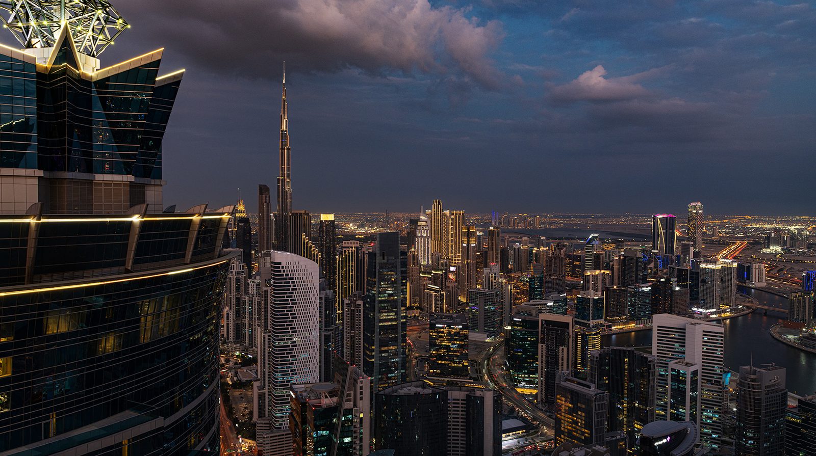 JW Marriott Marquis Hotel Dubai exterior view