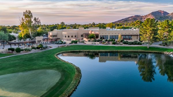 JW Marriott Scottsdale Camelback Inn Resort & Spa interior