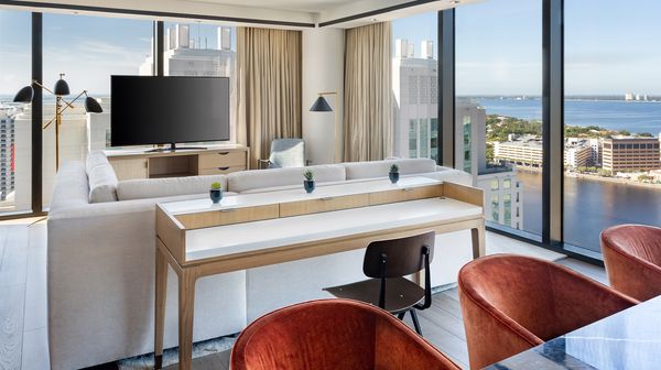 JW Marriott Tampa Water Street interior