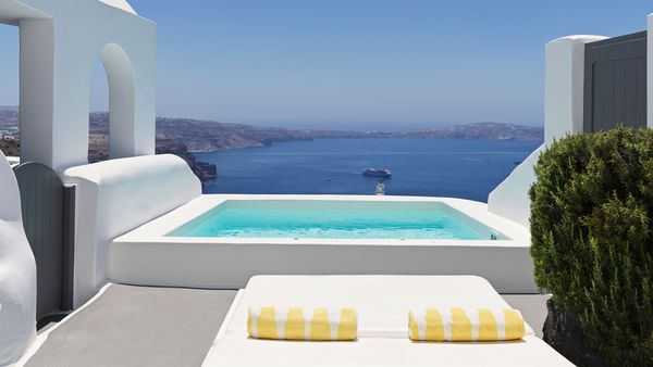 Katikies Chromata Santorini interior