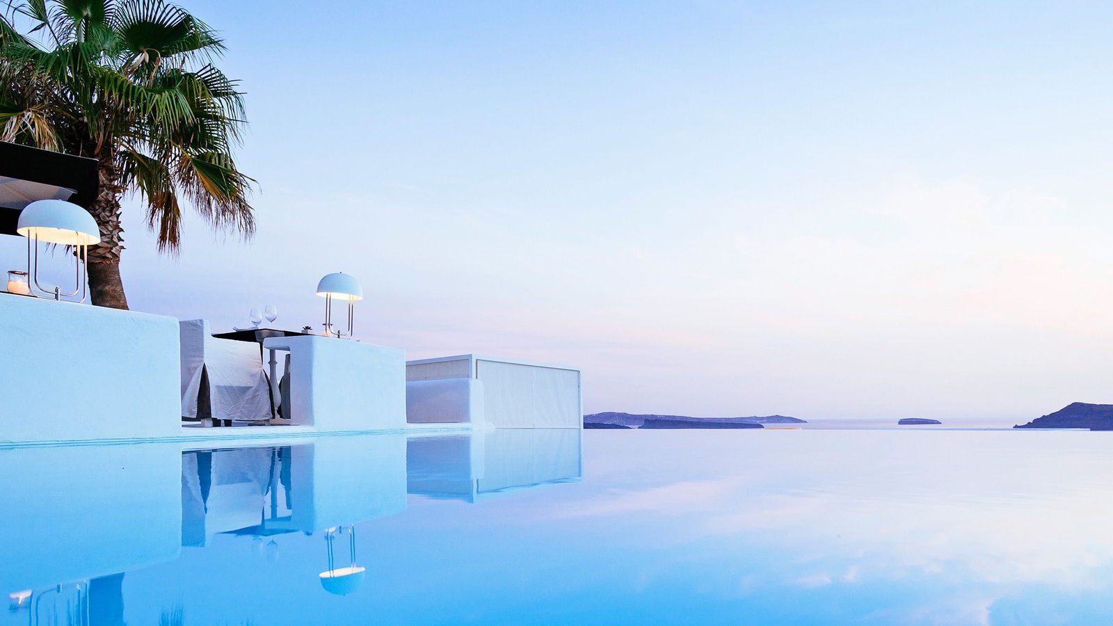 Katikies Kirini Santorini exterior view
