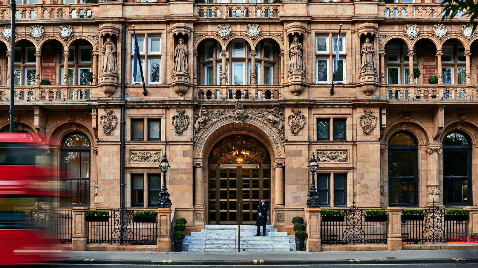 Kimpton Fitzroy London exterior view