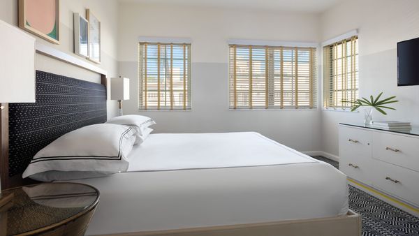 Kimpton Surfcomber Hotel interior