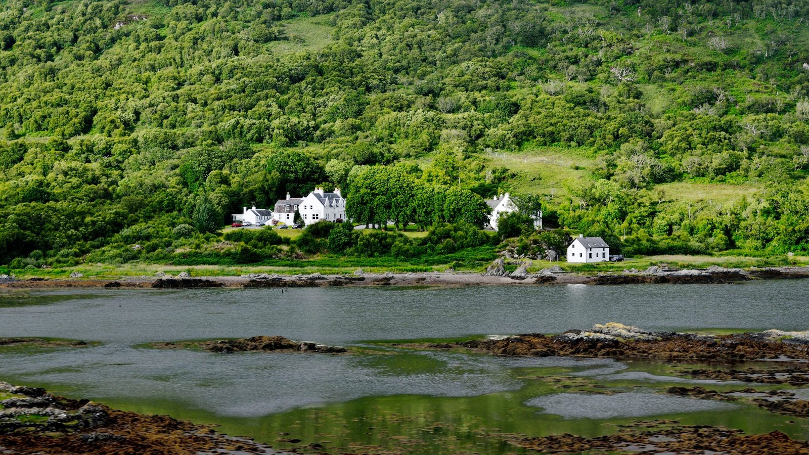 Kinloch Lodge exterior view
