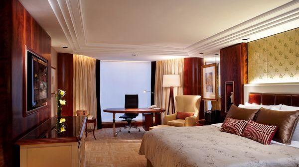 Kowloon Shangri-La interior
