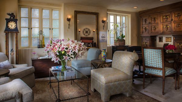 L'Auberge Carmel interior
