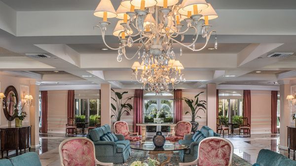 Lago Mar Beach Resort & Club interior