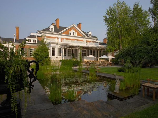 Langdon Hall Country House Hotel & Spa interior