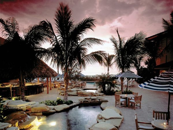LaPlaya Beach & Golf Resort interior