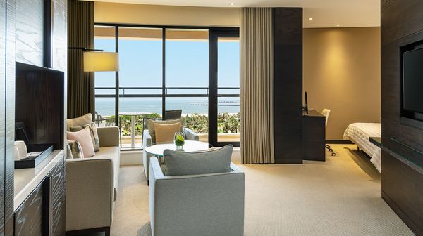 Le Royal Meridien Beach Resort & Spa interior