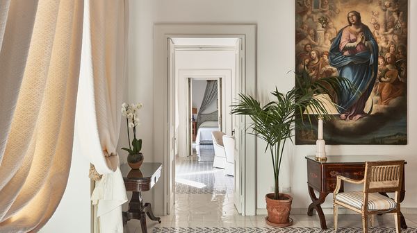 Le Sirenuse interior