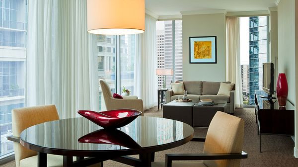 Loews Atlanta Hotel interior
