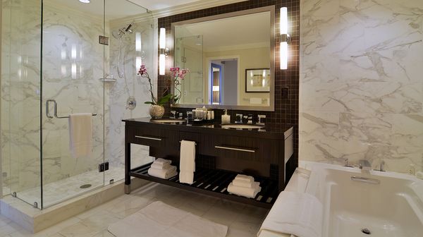 Loews Atlanta Hotel interior