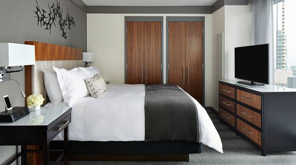 Loews Chicago Hotel interior