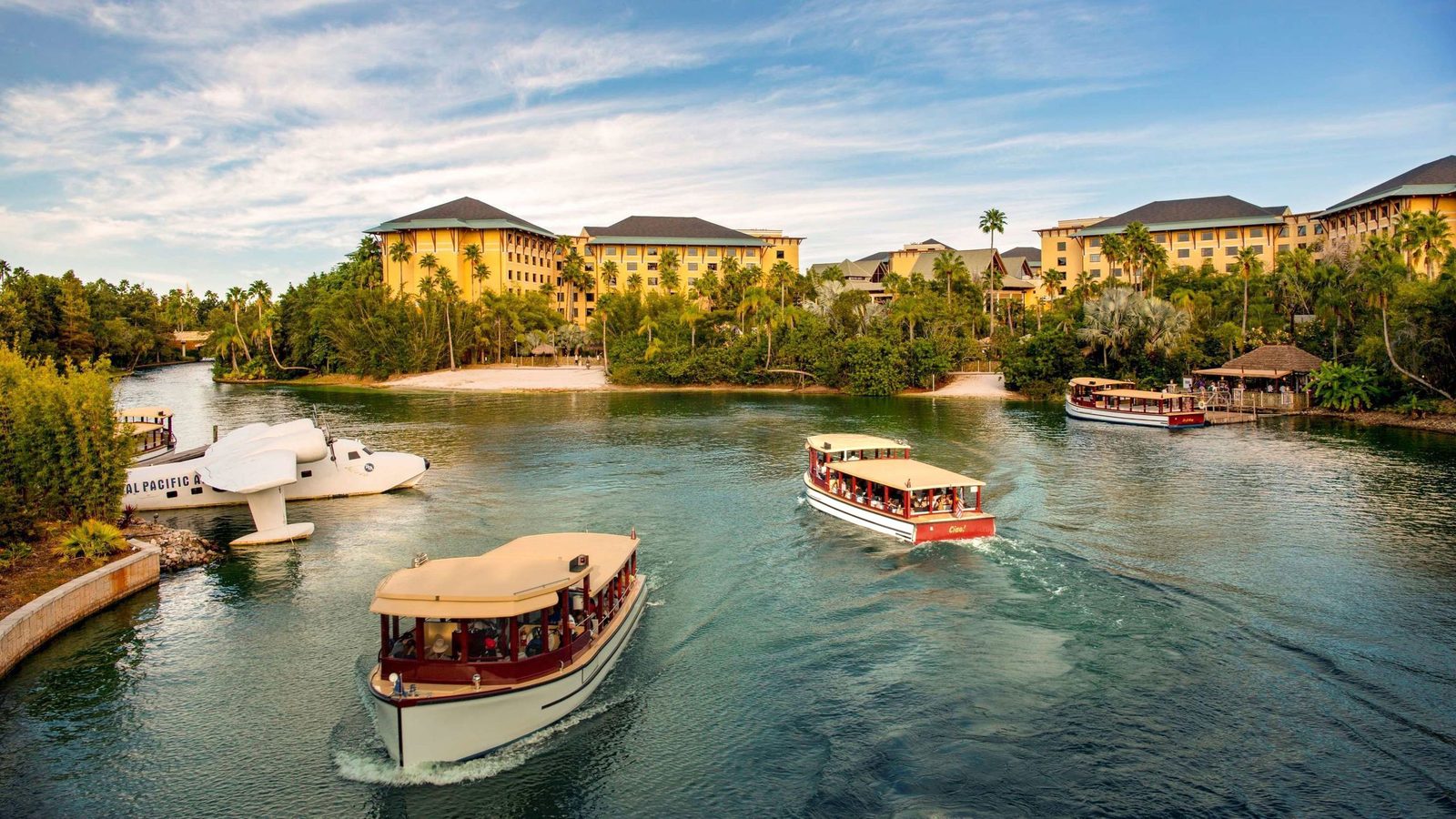 Loews Royal Pacific Resort at Universal Orlando exterior view