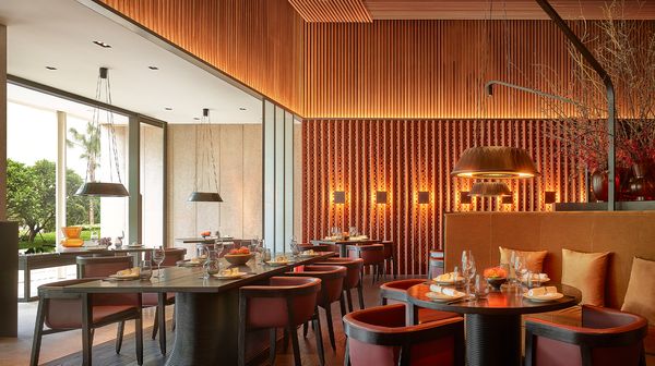 Lohkah Hotel & Spa interior