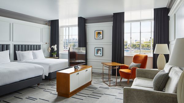 London Marriott Hotel County Hall interior