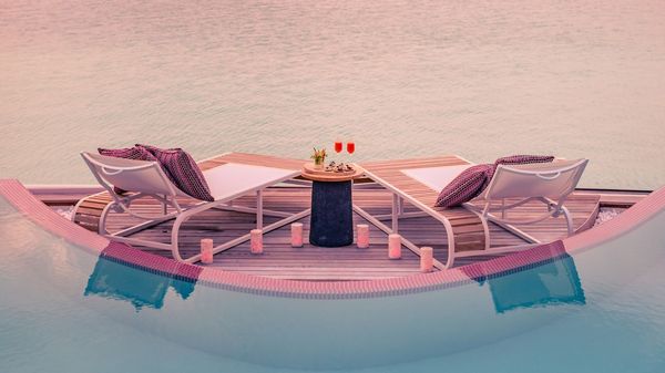 Lux* North Male Atoll interior
