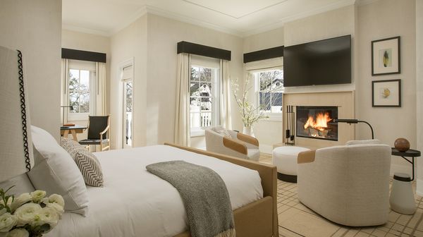 MacArthur Place Hotel & Spa interior