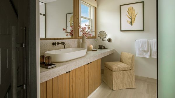 MacArthur Place Hotel & Spa interior