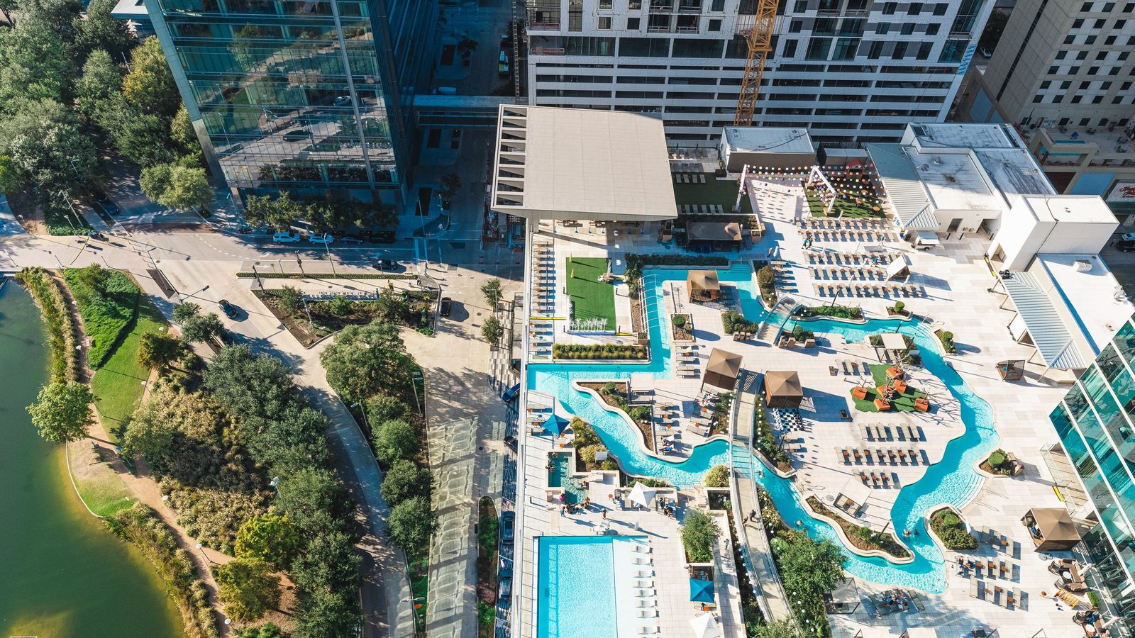 Marriott Marquis Houston exterior view