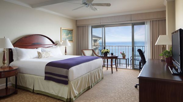 Monterey Plaza Hotel & Spa interior