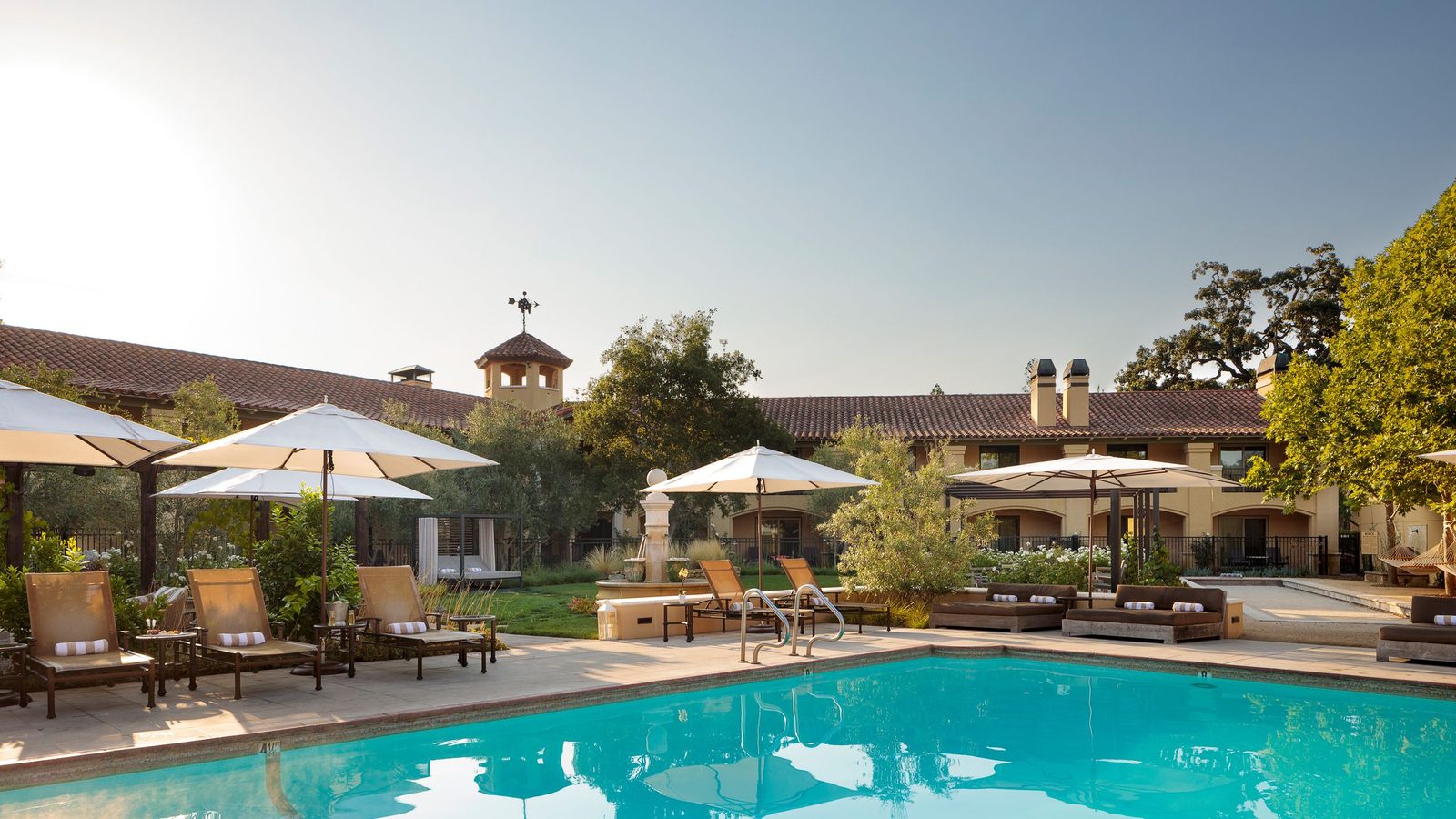 Napa Valley Lodge interior