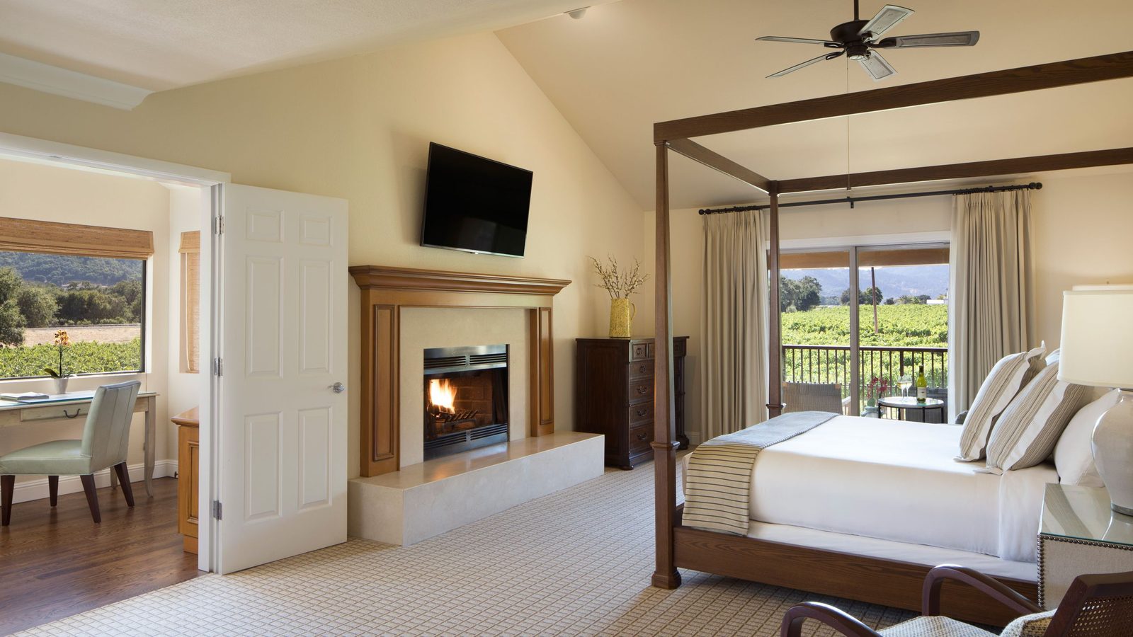 Napa Valley Lodge interior