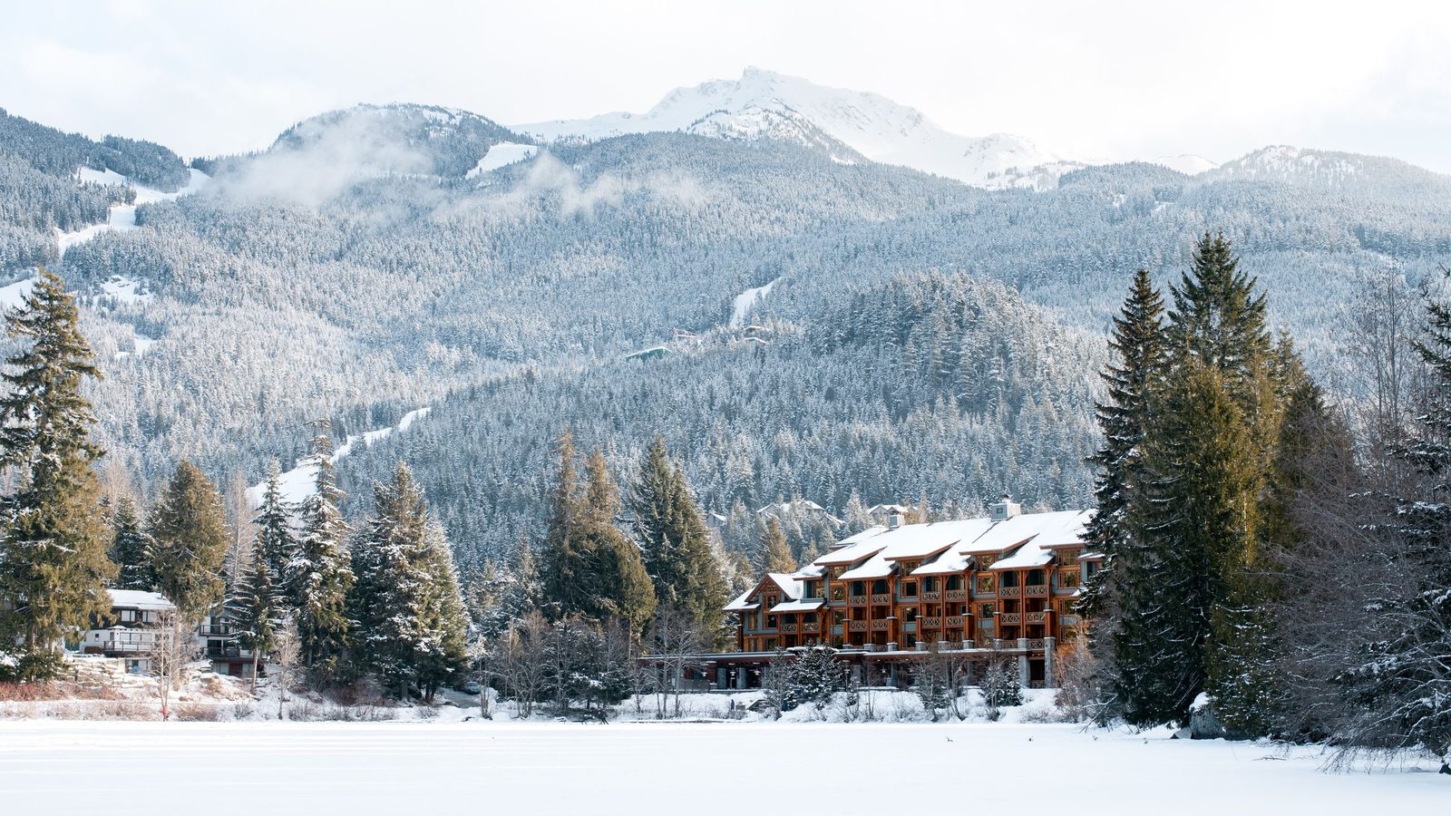 Nita Lake Lodge exterior view