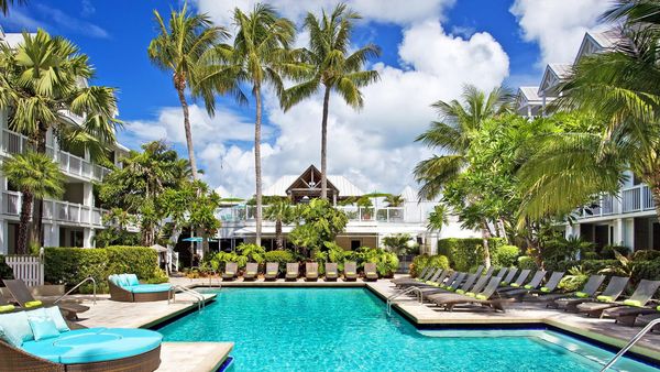 Opal Key Resort & Marina interior