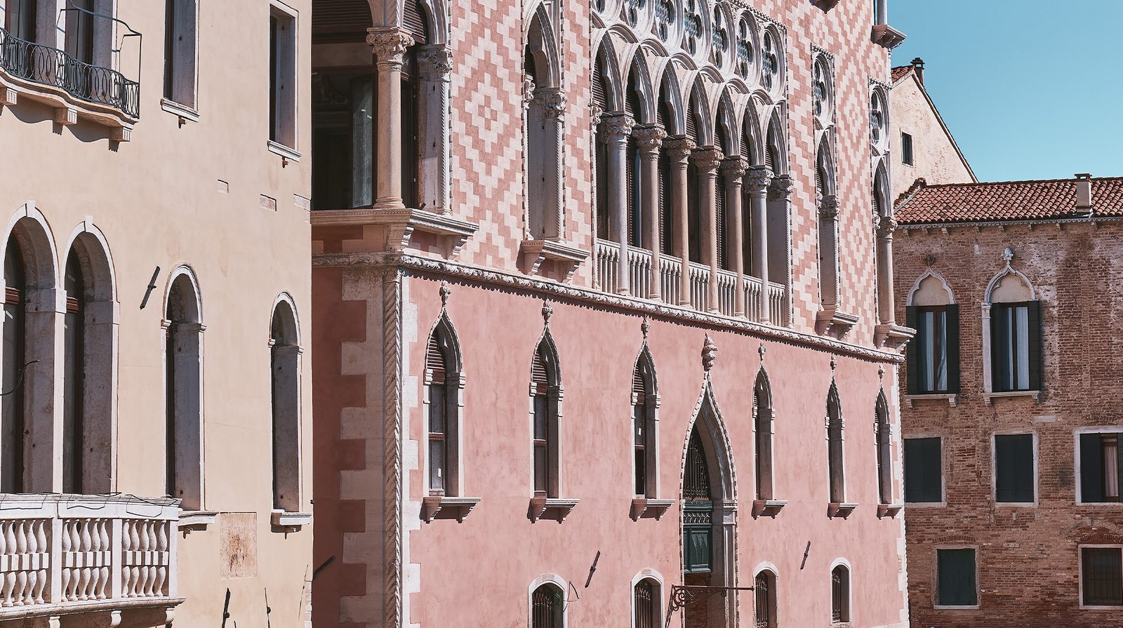 Orient Express Venezia exterior view