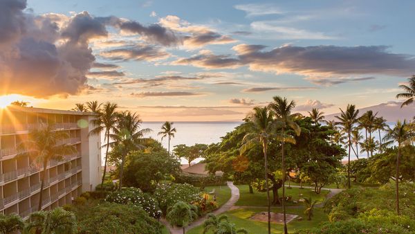 Outrigger Ka’anapali Beach Resort interior