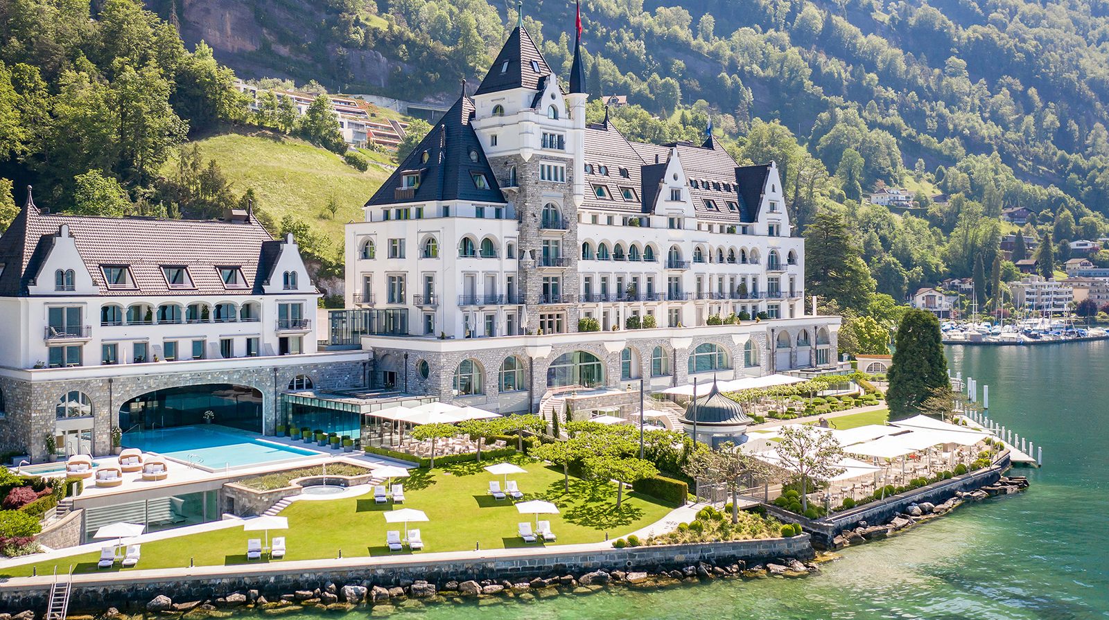 Park Hotel Vitznau exterior view