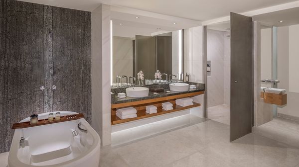 Park Hyatt Abu Dhabi Hotel and Villas interior