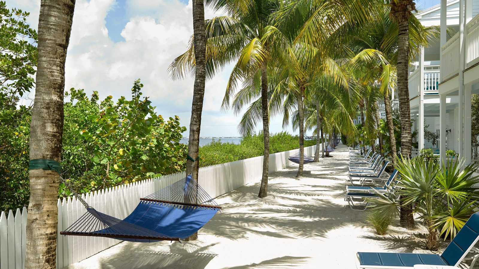 Parrot Key Hotel & Villas exterior view