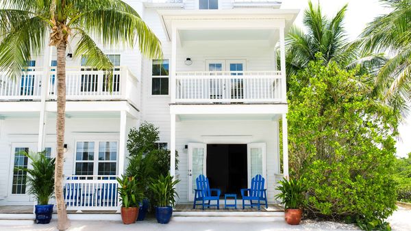 Parrot Key Hotel & Villas interior