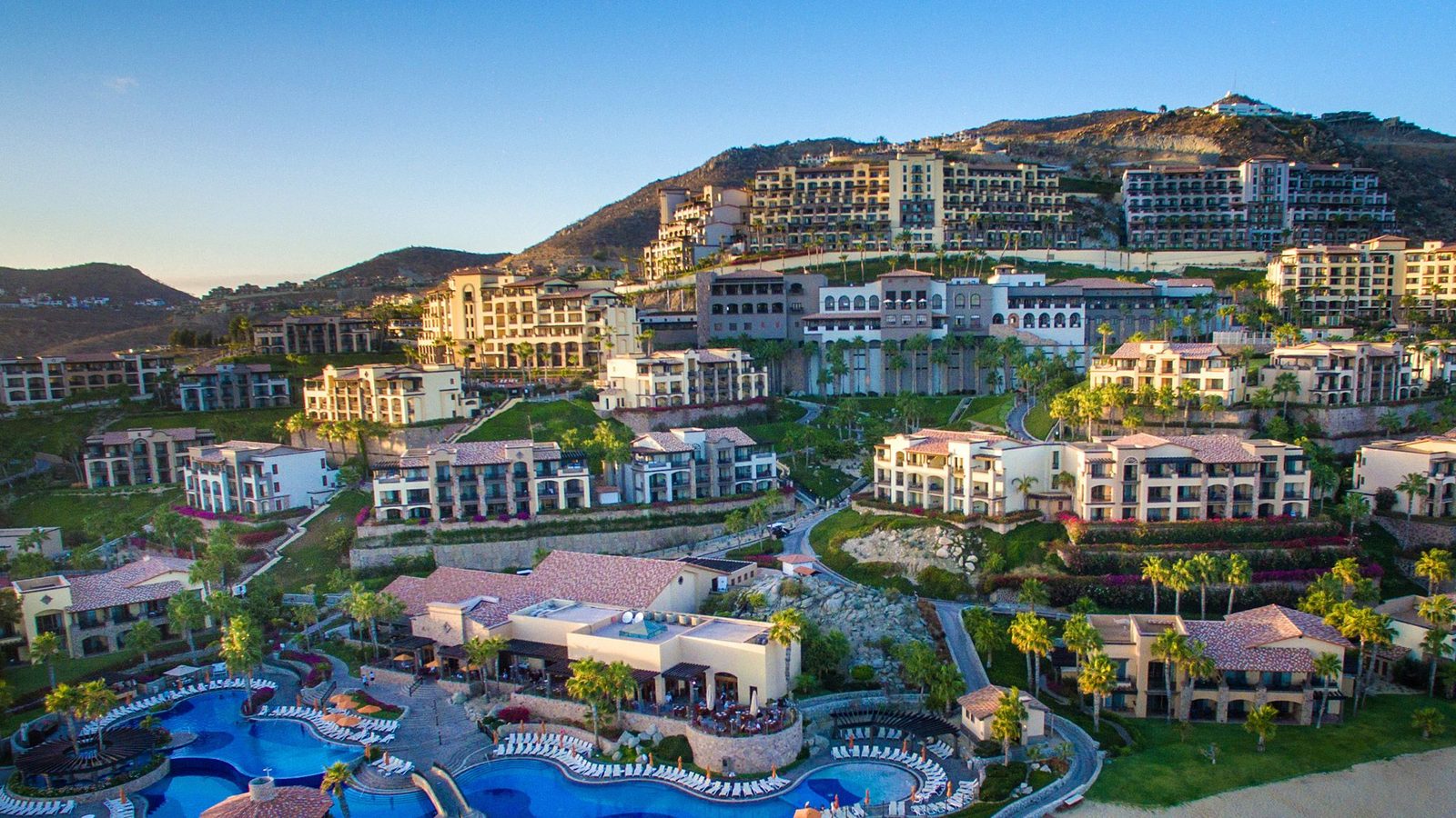Pueblo Bonito Sunset Beach Golf & Spa Resort exterior view