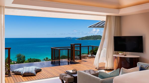 Raffles Seychelles interior
