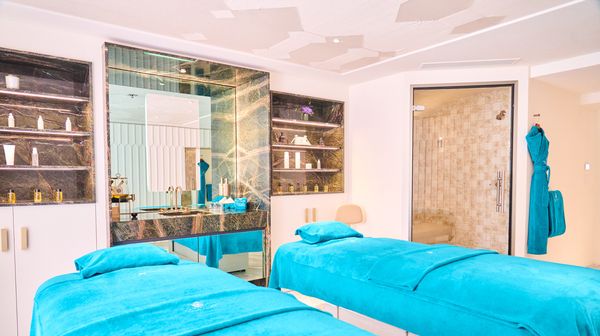 Carlton Cannes, a Regent Hotel interior