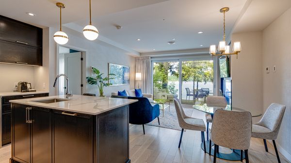 Ripplecove Hotel & Spa interior