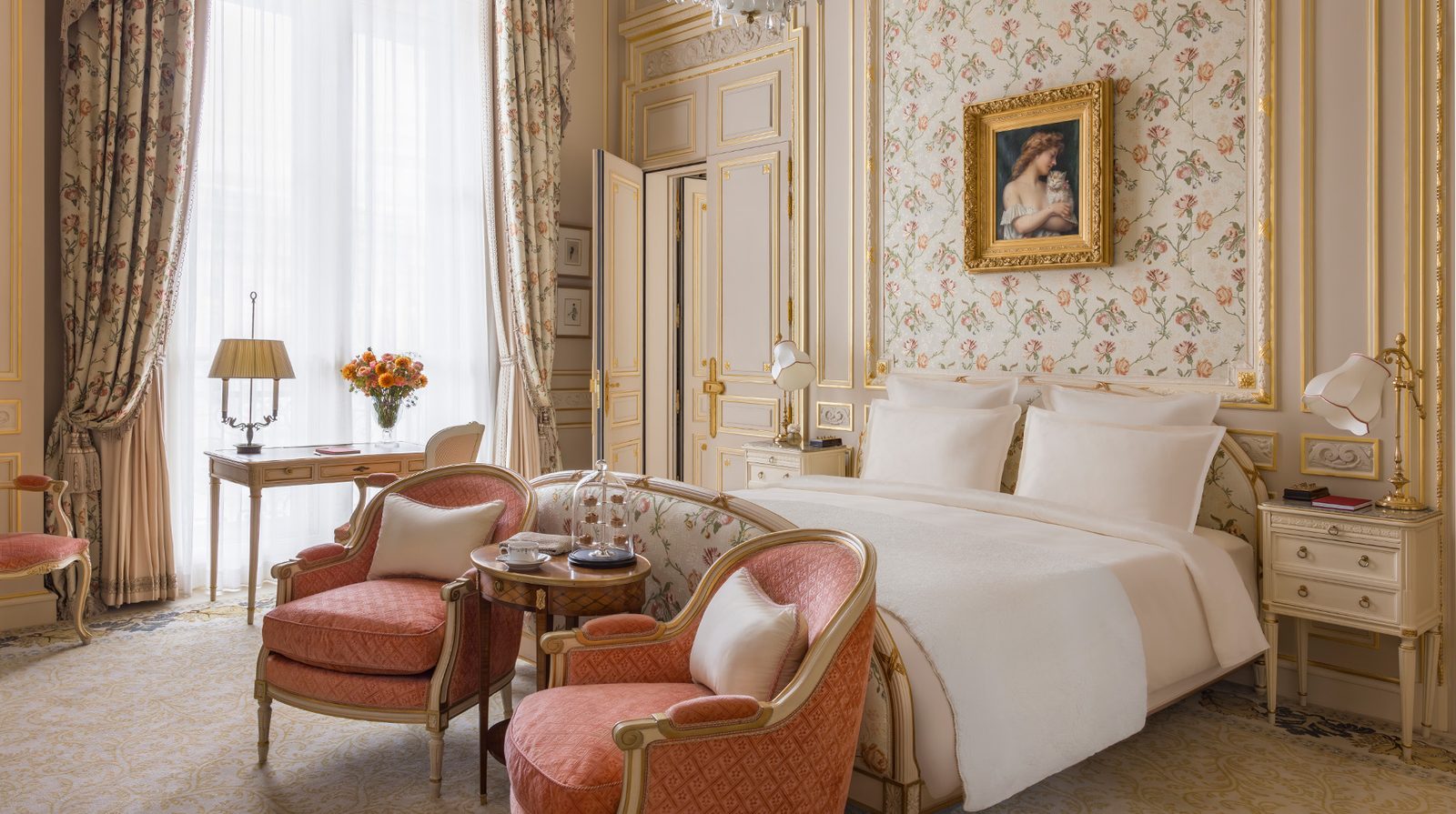 Ritz Paris exterior view