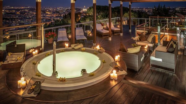 Rome Cavalieri, A Waldorf Astoria Hotel interior