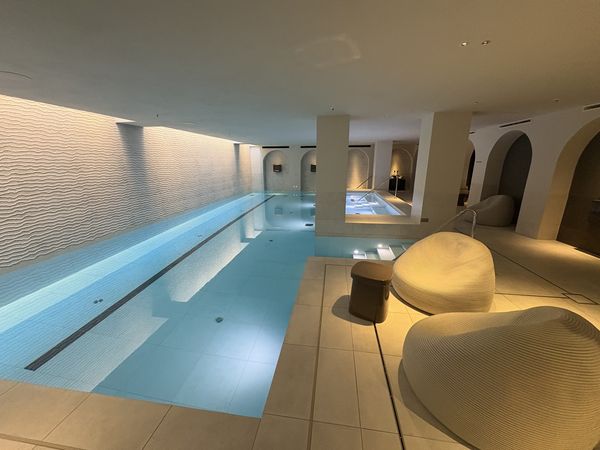 Rosewood Amsterdam interior