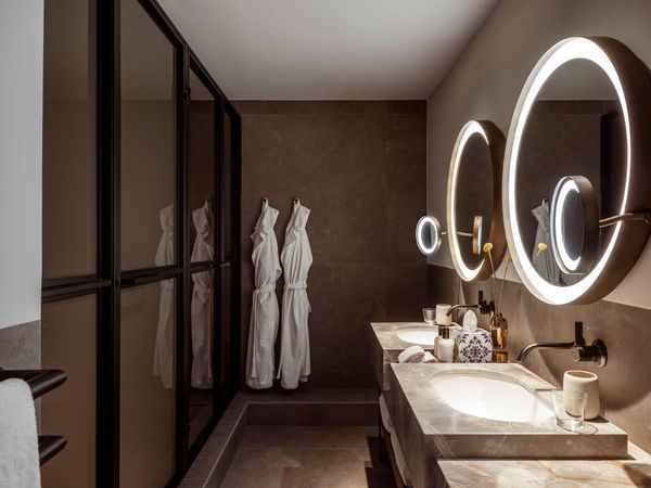 Rosewood Amsterdam interior