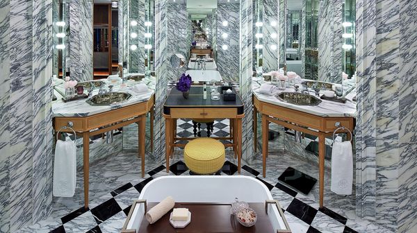 Rosewood Hong Kong interior